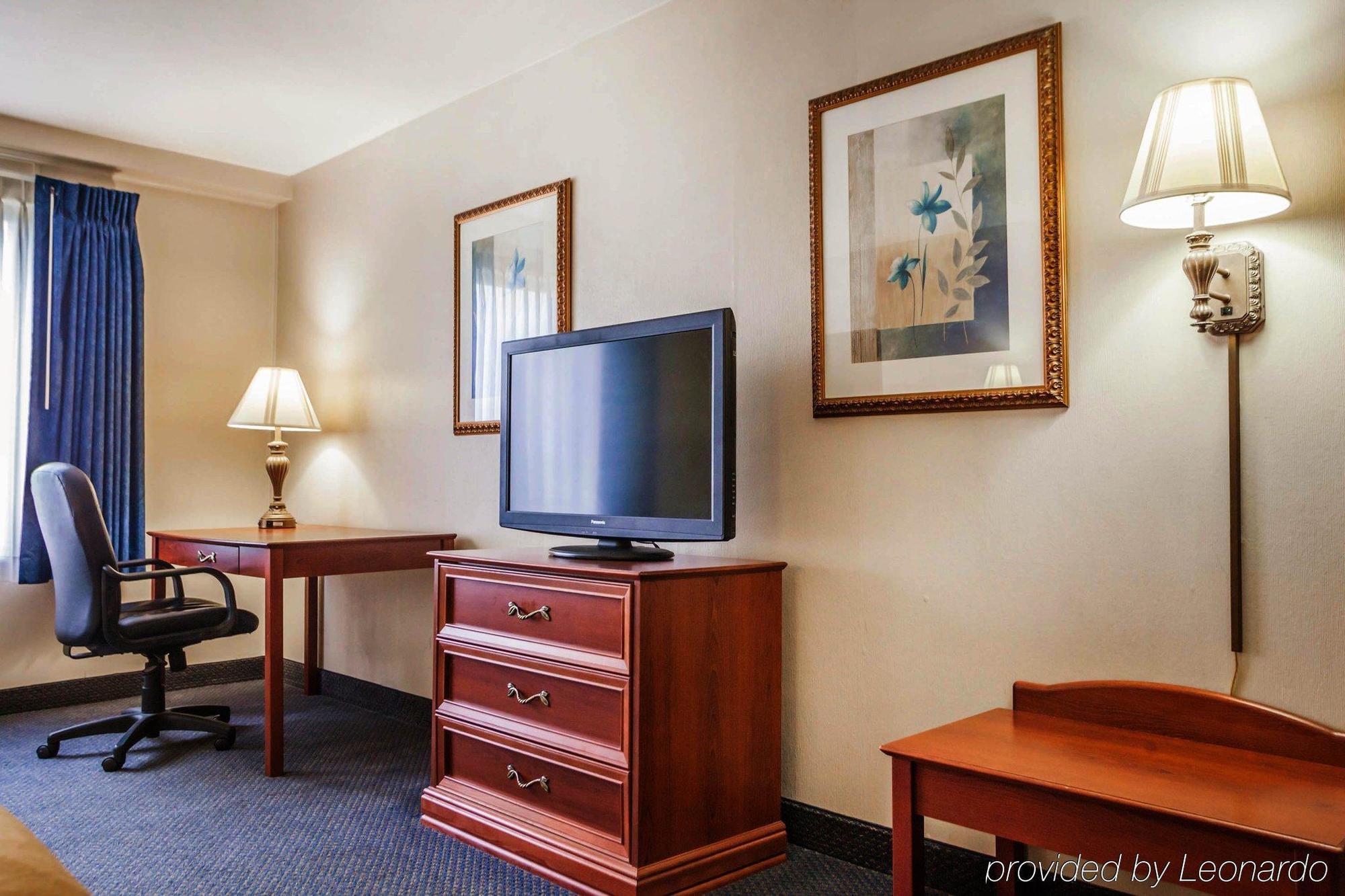 Quality Inn Foristell Exterior photo